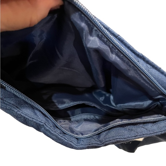 Blue Quilted Bag Outer/Inner Zipped Pockets Slip Pockets Cell etc Adjust Strap - Picture 9 of 11